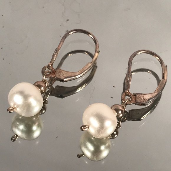 Jewelry - NWT Vintage Sterling Silver 925 Pearl Earrings